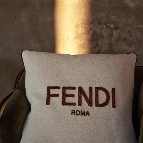 cuscino fendi casa|Mobili di design moderno e Arredo di lusso .